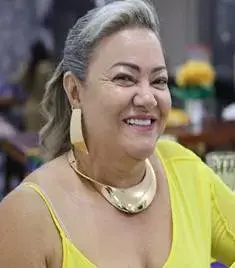 Consuelo Garcia corretora de imóveis da imobiliaria G1 Imóveis